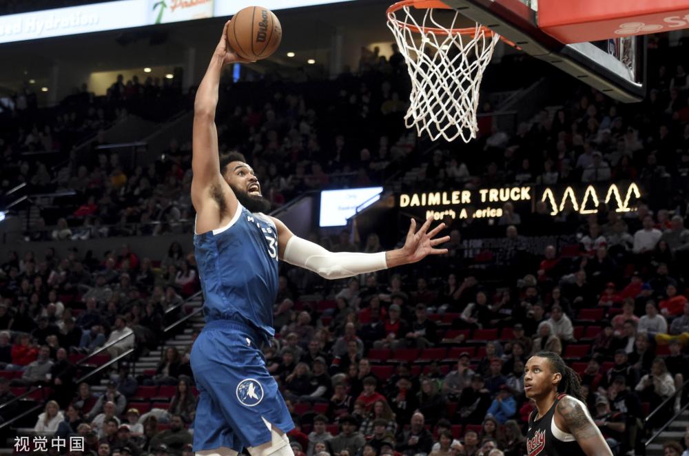 一个现实问 一个现实问