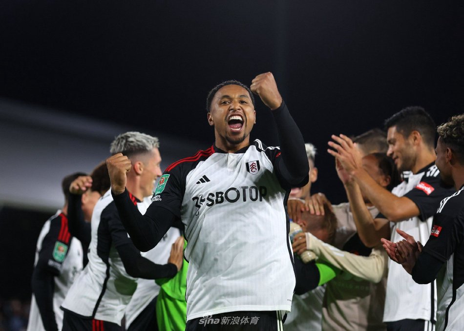 了个人拼搏 了个人拼搏