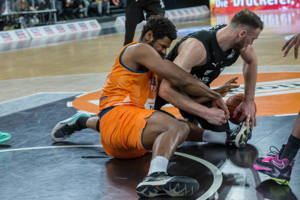 这颗新星正 这颗新星正